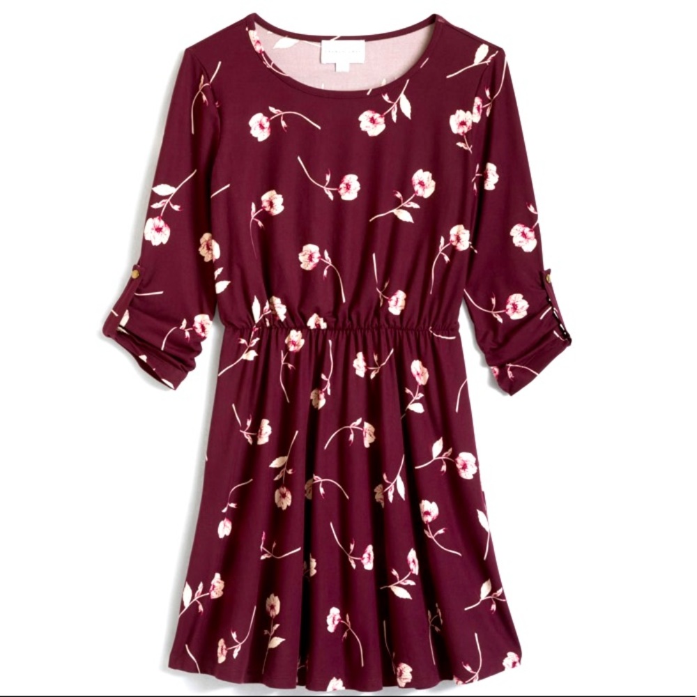 FRENCH GREY Floral Knit Dress with fitted waist and quarter length sleeves